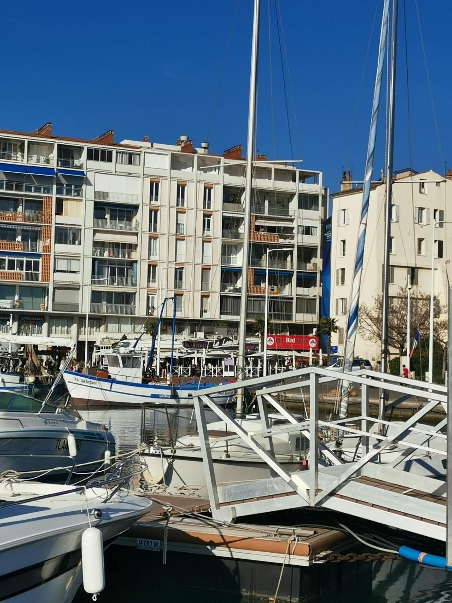 Marina Dream Apartment Toulon Exterior foto